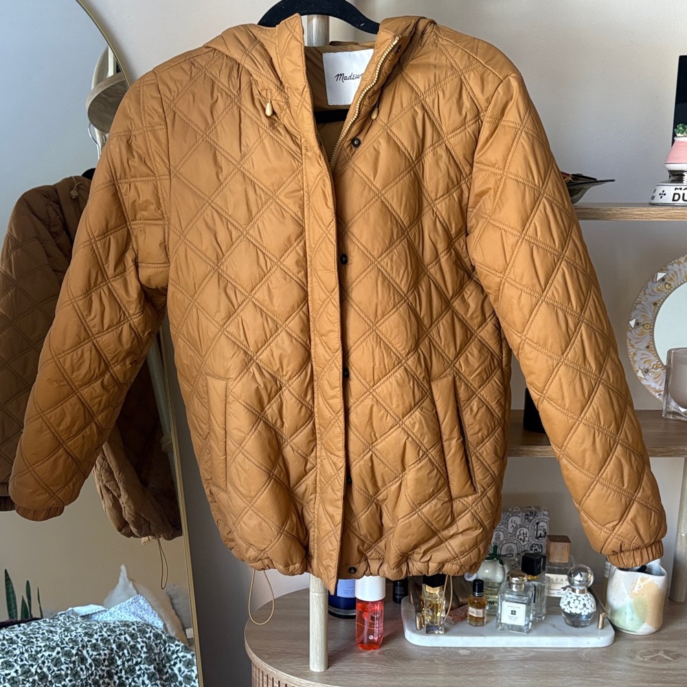 KQuilted Hooded Jacket - Tan